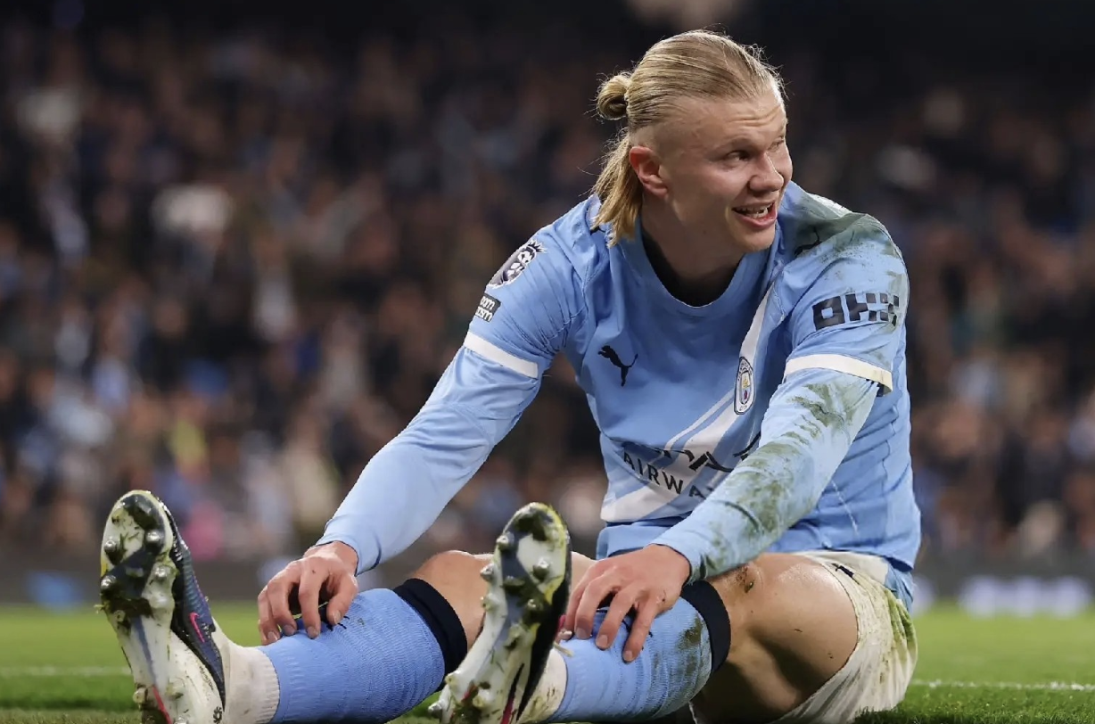 2失良机！哈兰德被批不值2亿：全场0射正3数据挂零 6.1分全队最低